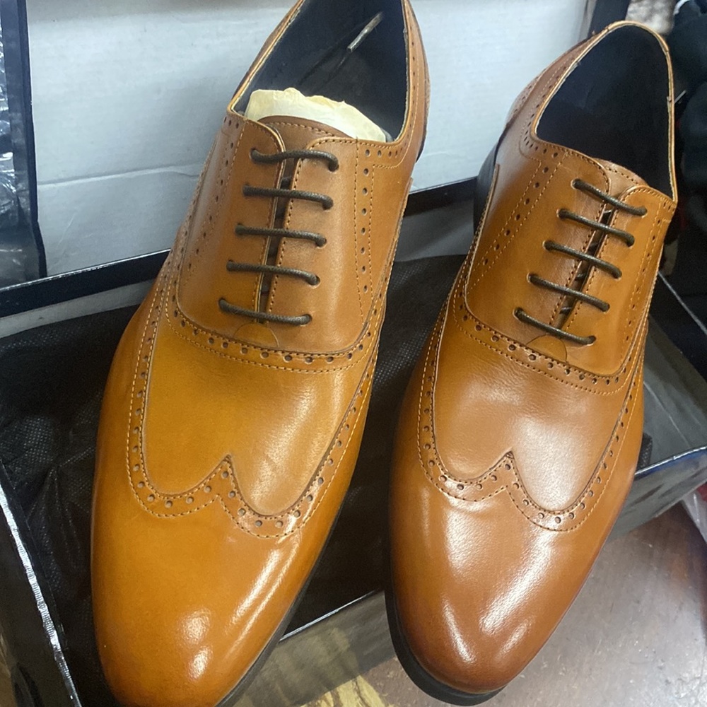 NWB Encore Fiesso Leather GLD Wing Tip Shoe FI3234 - Picture 1 of 4